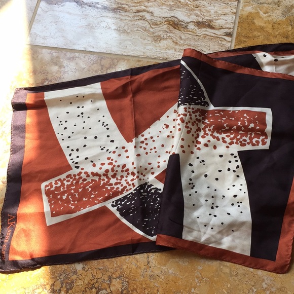 Anne Klein long rectangular 100% silk scarf VGUC - Picture 4 of 8